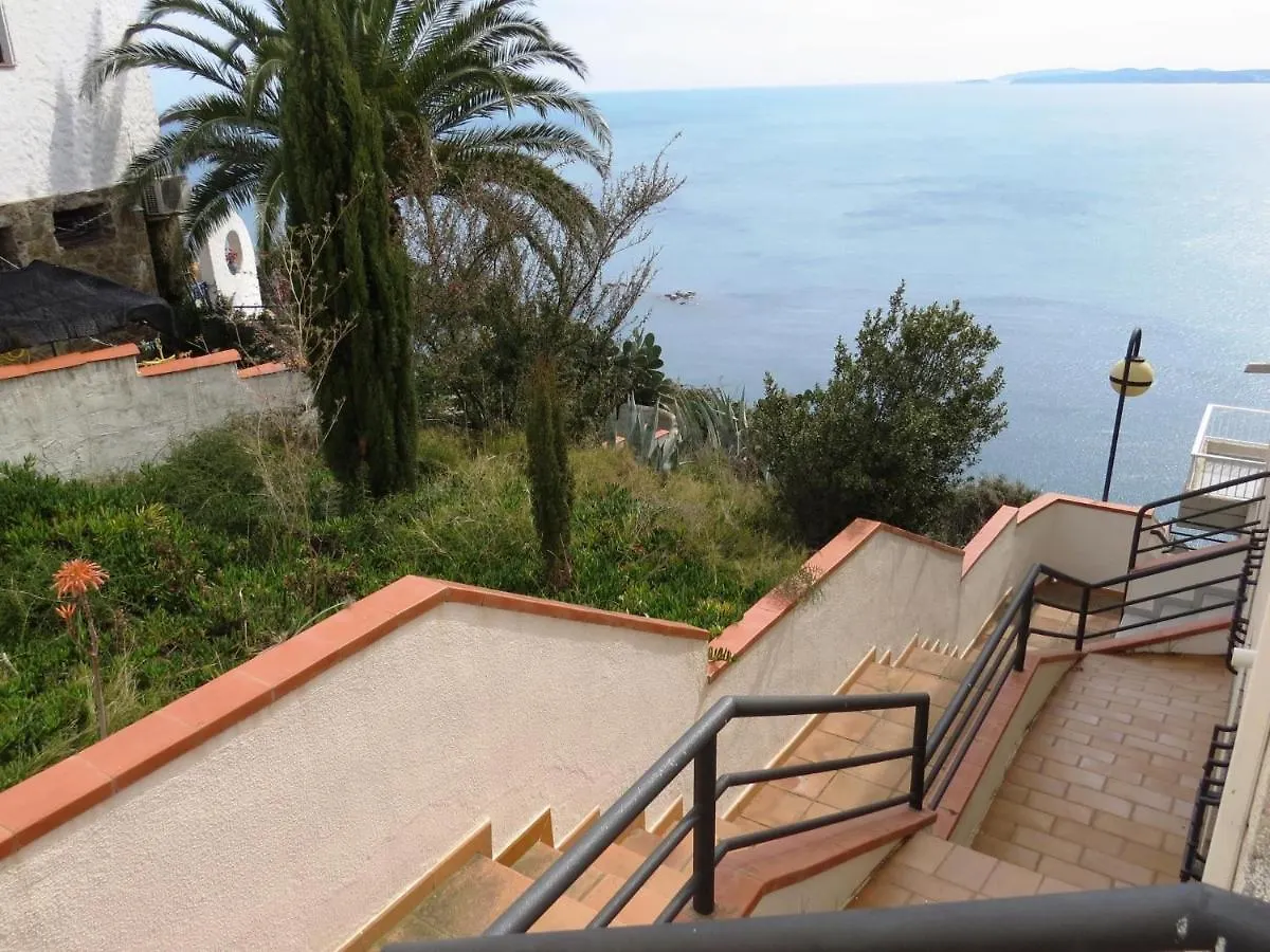 Residencial Puig Rom Apartment Roses